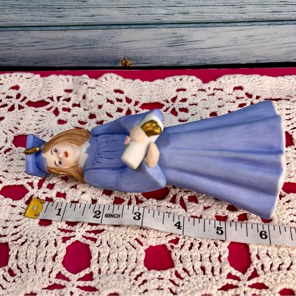 Graduate Girl Enesco Growing Up Porcelain Figurine Vintage 1991 - Picture 4 of 4